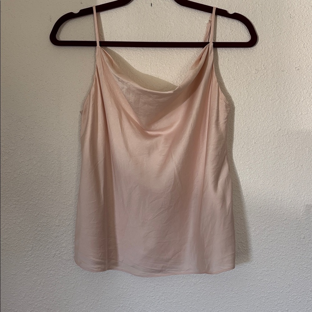 MOTF silk Camisole‎